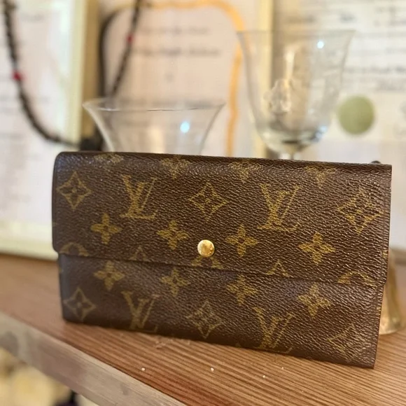 Louis Vuitton Monogram Sarah Long Wallet Authentic Bifold Brown Gold CA0956 - Picture 1 of 3